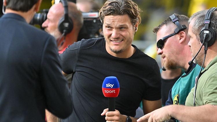 Kritischer Blick nicht nötig: BVB-Coach Edin Terzic kann zufrieden sein mit der kämpferischen Leistung seines Teams.