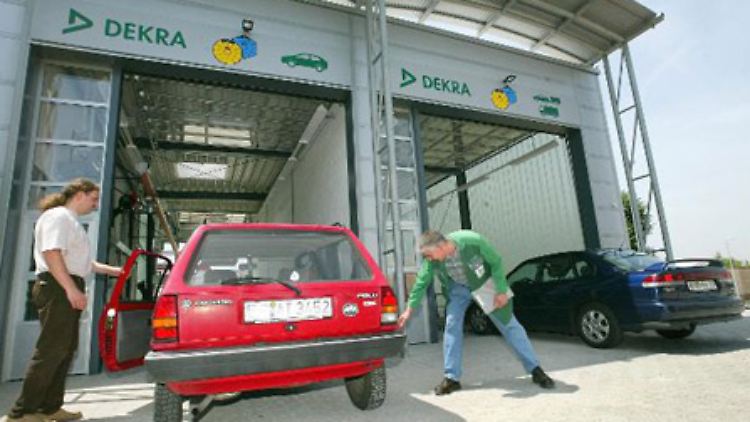 Im Osten und Süden des Landes fahren weitaus weniger Autos im schlechten Zustand als im Westen des Landes.