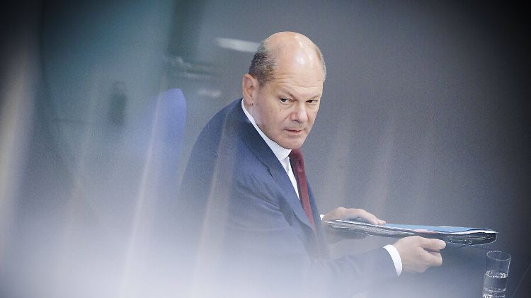 Auch Kanzler Olaf Scholz hat sich als Hamburgs Bürgermeister mindestens einmal mit Olearius getroffen.