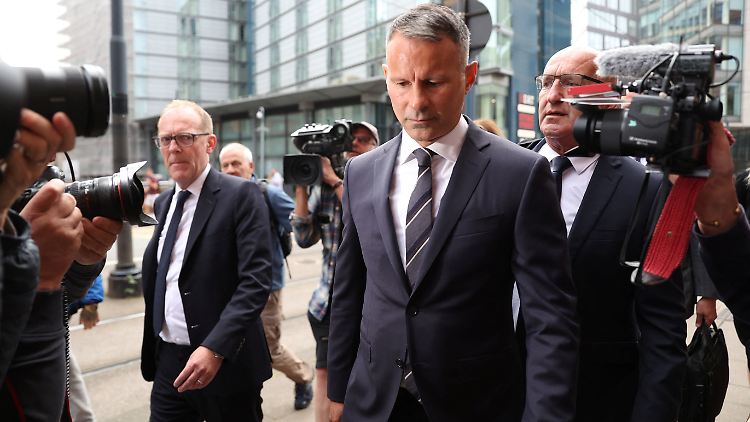 Giggs drohen bis zu fünf Jahre Haft, wenn er verurteilt wird.
