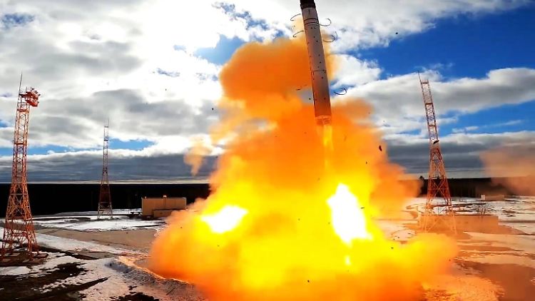 Zuletzt testete Russland die atomwaffenfähige Rakete Sarmat RS-28.