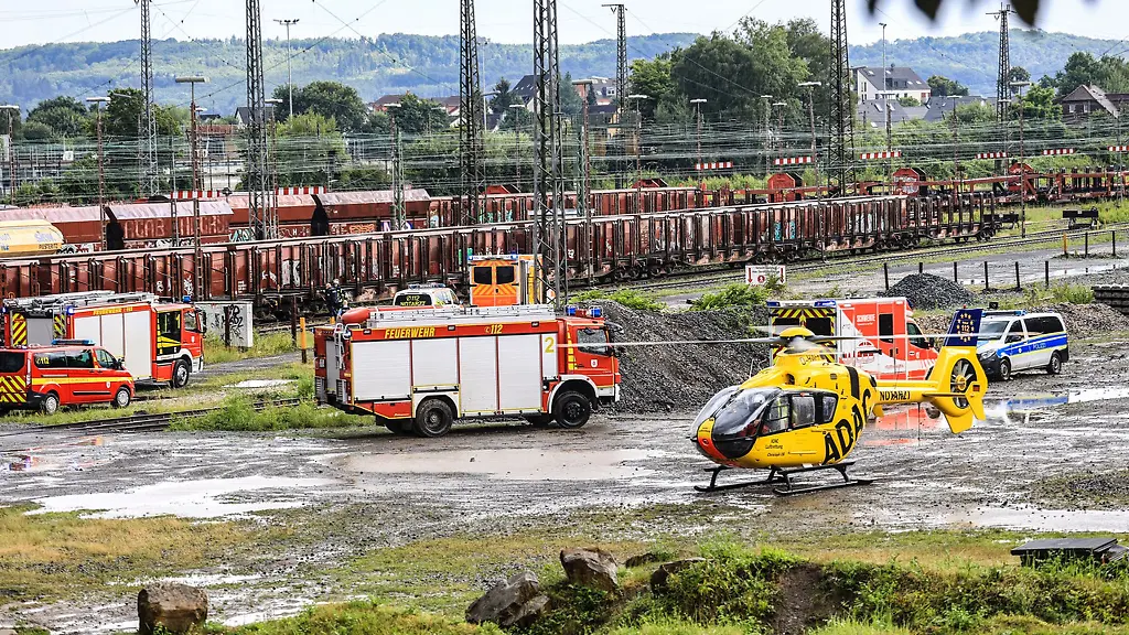Maedchen-stirbt-Tage-nach-Stromschlag-auf-Gueterbahnhof