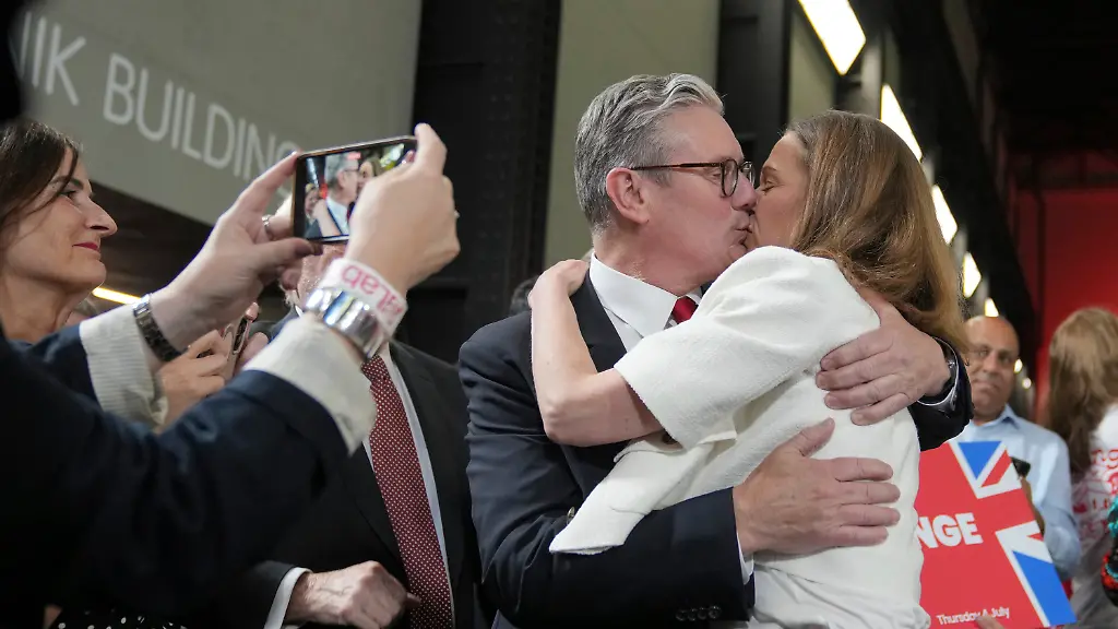 bbf6b46b5ffd47dbcee7e861d25a25cb