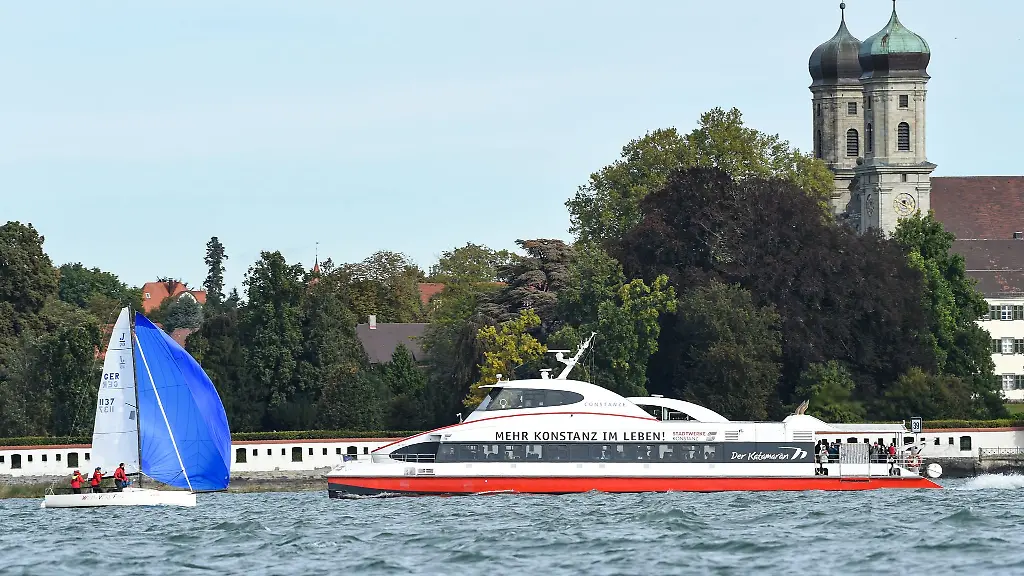 Auf-dem-Bodensee-ist-eine-Touristengruppe-gekentert