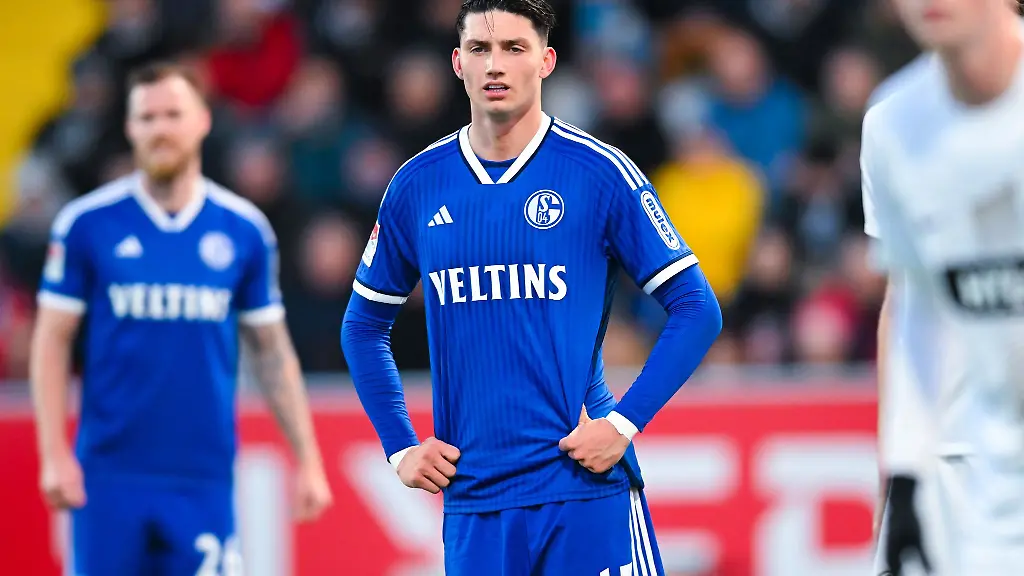 Offensiv-Talent-Yusuf-Kabadayi-zuletzt-an-Schalke-04-ausgeliehen-wechselt-vom-FC-Bayern-Muenchen-zum-FC-Augsburg