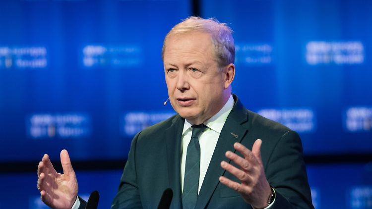 Schlesingers Vorgänger Tom Buhrow muss nun wieder als ARD-Chef übernehmen.