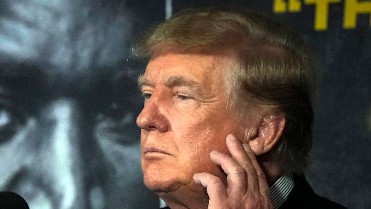 Wird Trump wieder einmal vom Gejagten zum Jäger?