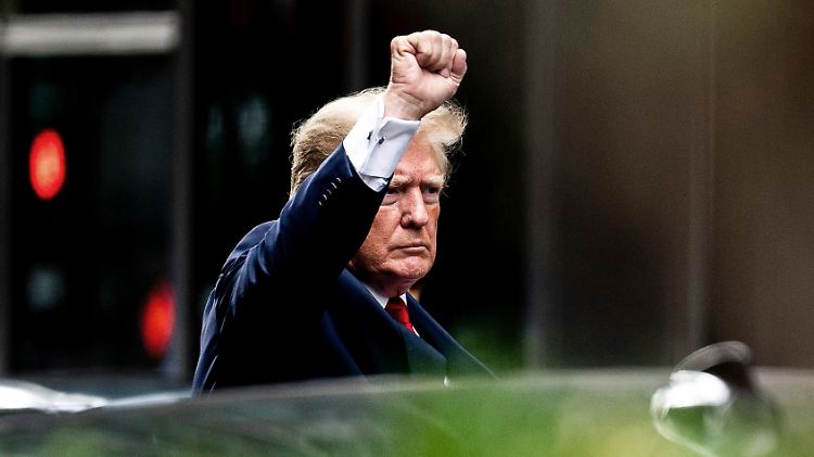 Ex-Präsident Donald Trump sieht sich als Opfer einer Hexenjagd.