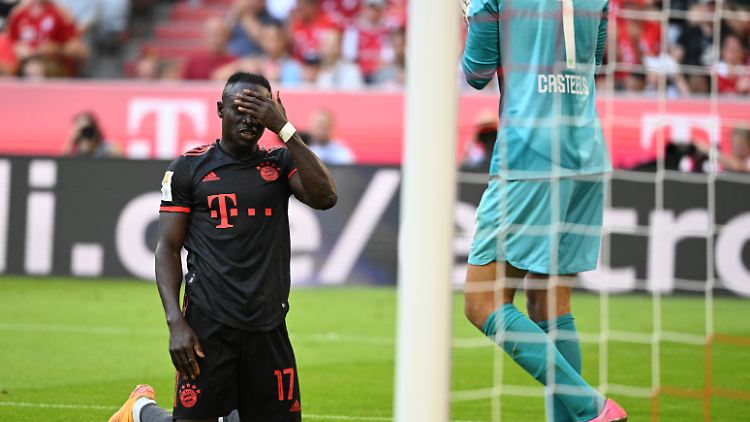 Sadio Mané traf zweimal und blieb bei seinem Heimdebüt doch torlos.