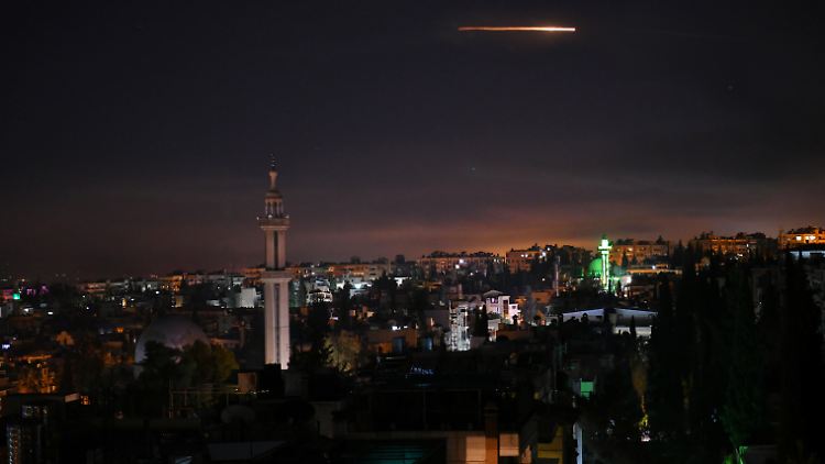 Die syrische Luftabwehr im Einsatz (Archivbild).