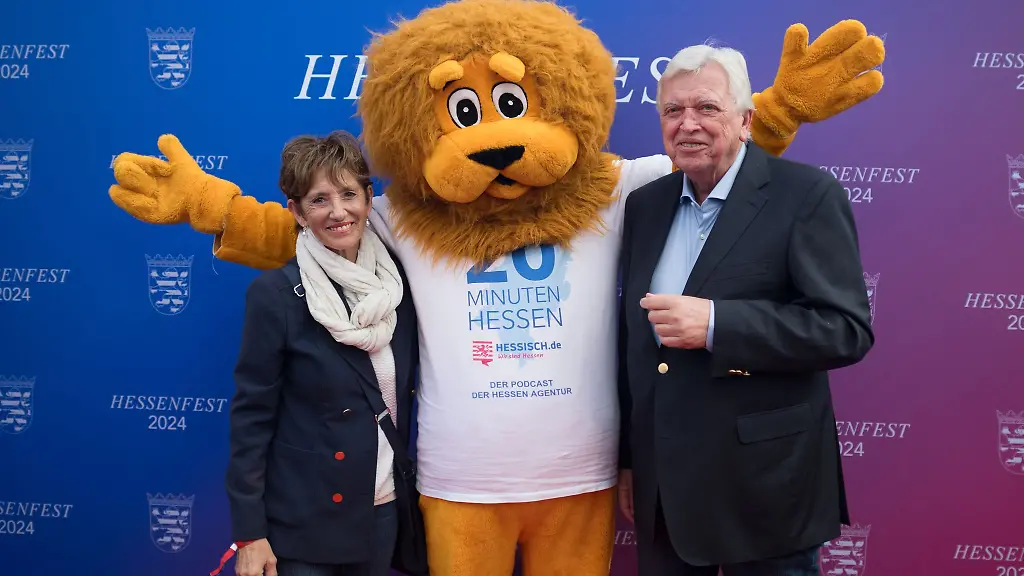 Prominente-Gaeste-beim-Hessenfest-in-Berlin