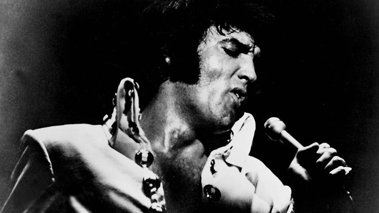 Für seine Fans ist Elvis nie gestorben - manche glauben, dass er tatsächlich noch lebt, nicht nur in ihrer Erinnerung.