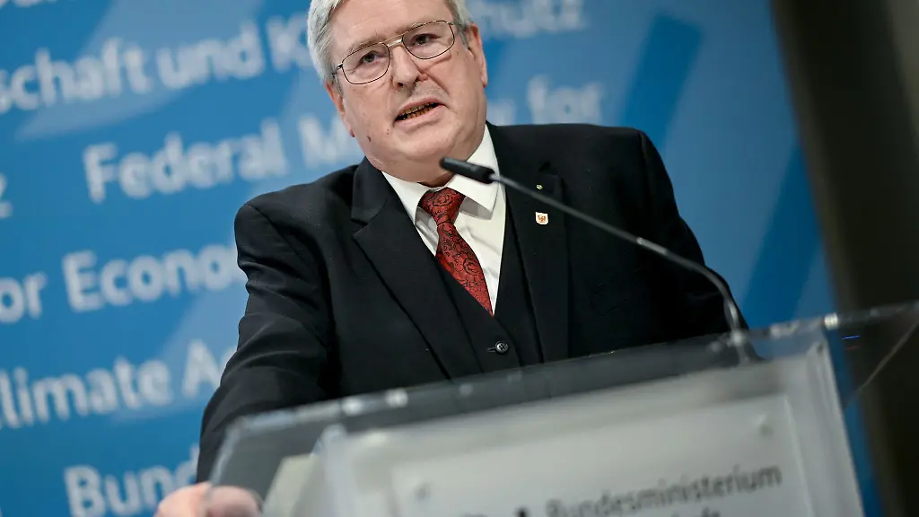 Joerg-Steinbach-SDP-lobte-die-Leistung-der-Preistraeger-des-Innovationspreises