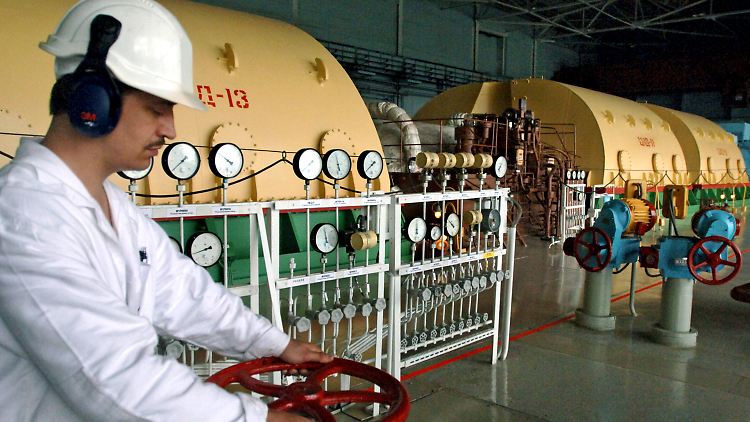 Im russischen Kernkraftwerk Kursk soll es nach Anschlägen auf Strommasten zu einer Störung gekommen sein. (Archivbild)