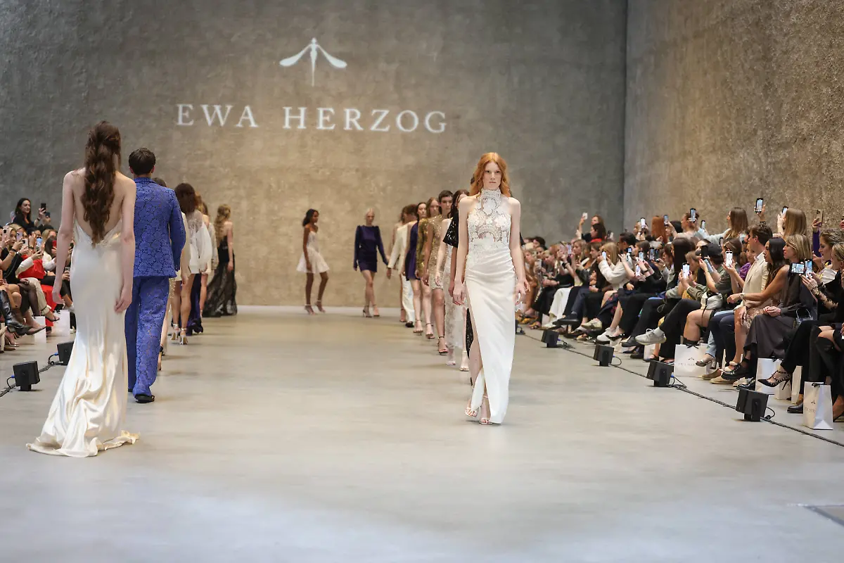 0c0f9cfa56654935202e23bba5b9b62d