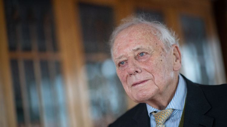 Der schwäbische Unternehmer Reinhold Würth hat eine Leidenschaft für Briefe: "Ich bin jetzt bei 189.000."
