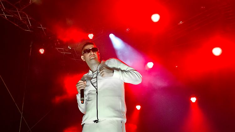 Müssen sich seine Fans Sorgen machen? Haftbefehl sagt Nein, cancelt aber seine Tour.