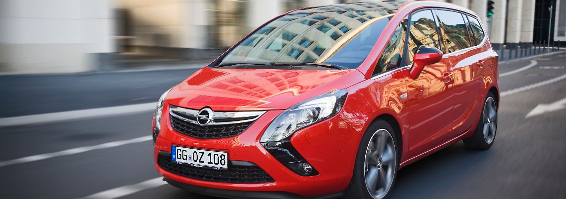 OpelZafiraBiturbo21021301.jpg