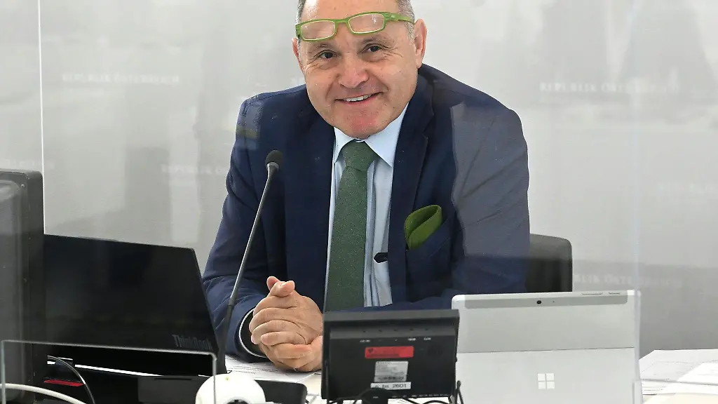 Sobotka-und-Schellenberg-wollen-sich-ueber-den-Umgang-mit-Antisemitismus-Rechtsextremismus-und-Migration-austauschen