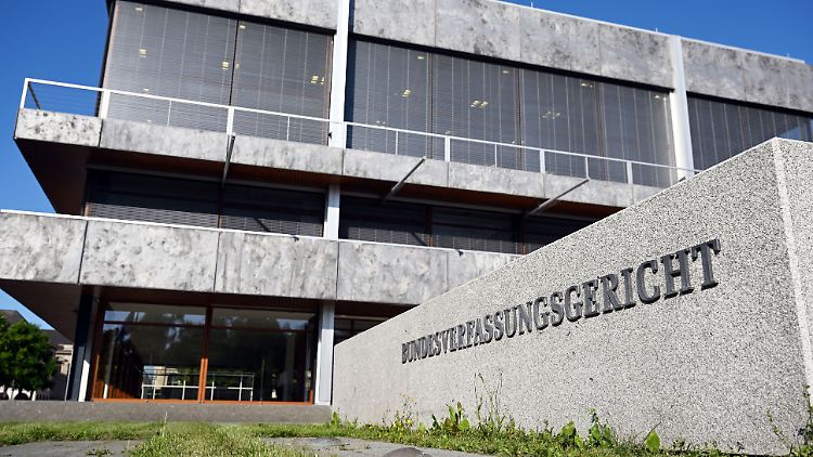 Das Bundesverfassungsgericht teilt seine Entscheidung zur Masern-Impfpflicht schriftlich mit.