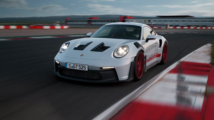 Mit dem 911 GT3 RS bietet Porsche nun ein Tracktool der Sonderklasse an.