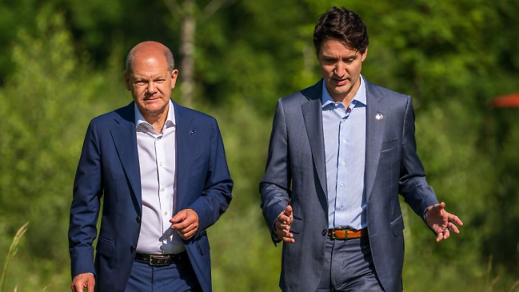 Olaf Scholz und Justin Trudeau beim G7-Treffen im bayerischen Elmau. Nun wird der Kanzler erneut auf den kanadischen Premier treffen.