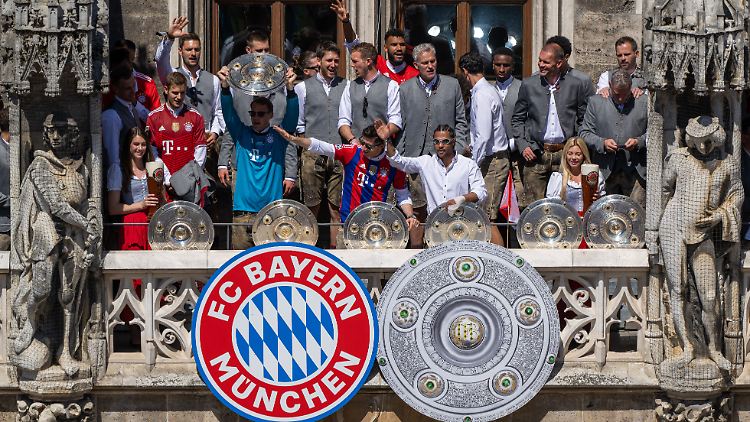 FC Bayern forever number one, heißt es in einem Vereinslied. Das stimmt.