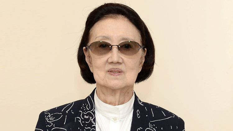 War ein geschätztes Mitglied der "Gesellschaft für Haute-Couture": Hanae Mori.