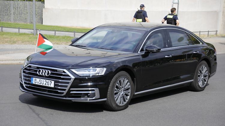 Nach der Pressekonferenz mit Kanzler Scholz hinterlässt Palästinenserpräsident Abbas in Berlin verbrannte Erde. 