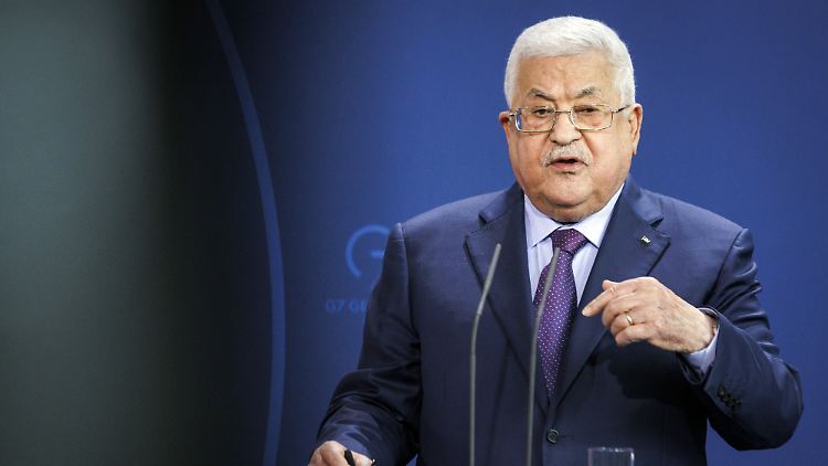 Die Bundesregierung geht davon aus, dass Abbas Immunität genießt.
