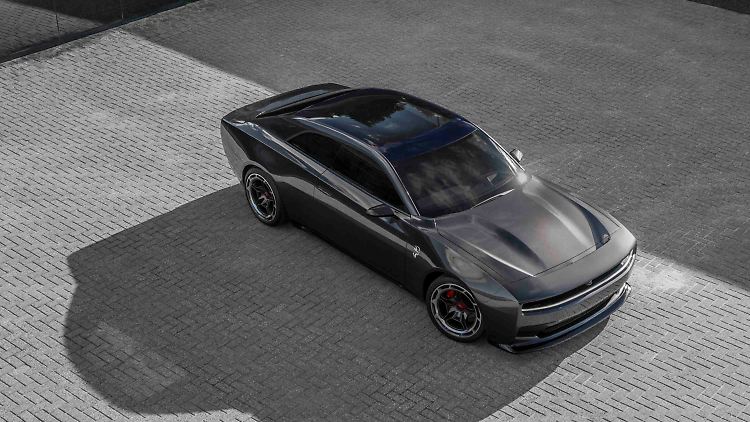Für ein Muscle-Car verblüffend elegant: Dodge Charger Daytona SRT Concept.