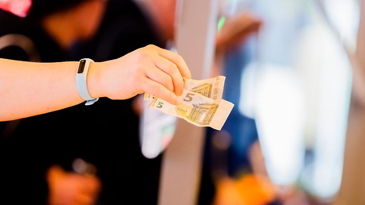 37,2 Prozent mehr als vor einem Jahr mussten Hersteller gewerblicher Produkte für ihre Waren bezahlen.