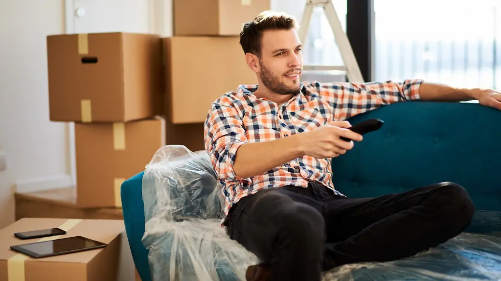 Mit-Kabel-TV-Anschluss-umziehen-Was-muss-ich-beachten