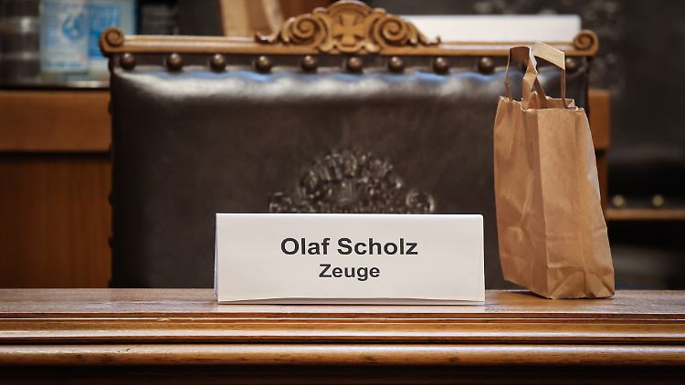Der Zeuge Olaf Scholz erinnert sich nicht.