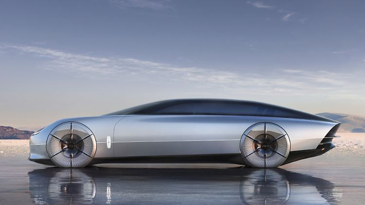 Lincoln gibt mit dem L100 einen sehr weiten Blick in seine ganz sicher elektrische Zukunft.