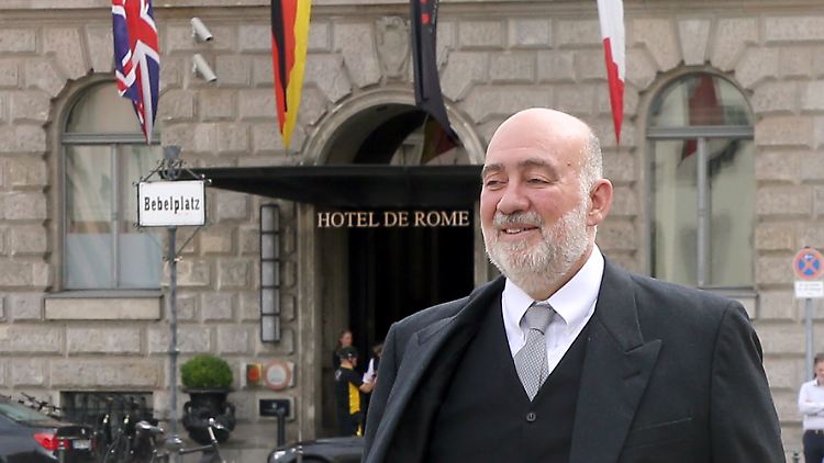 Den Ort seiner Antrittsrede wählte Ron Prosor mit Bedacht: den Bebelplatz in Berlin.