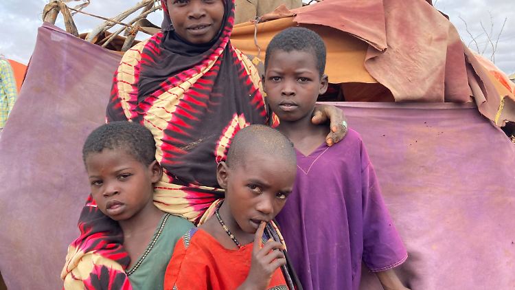 Die Zahl der von Dürre betroffenen Kinder ist am Horn von Afrika in den letzten zwei Monaten um 40 Prozent gestiegen, warnt das UN-Kinderhilfswerk Unicef.