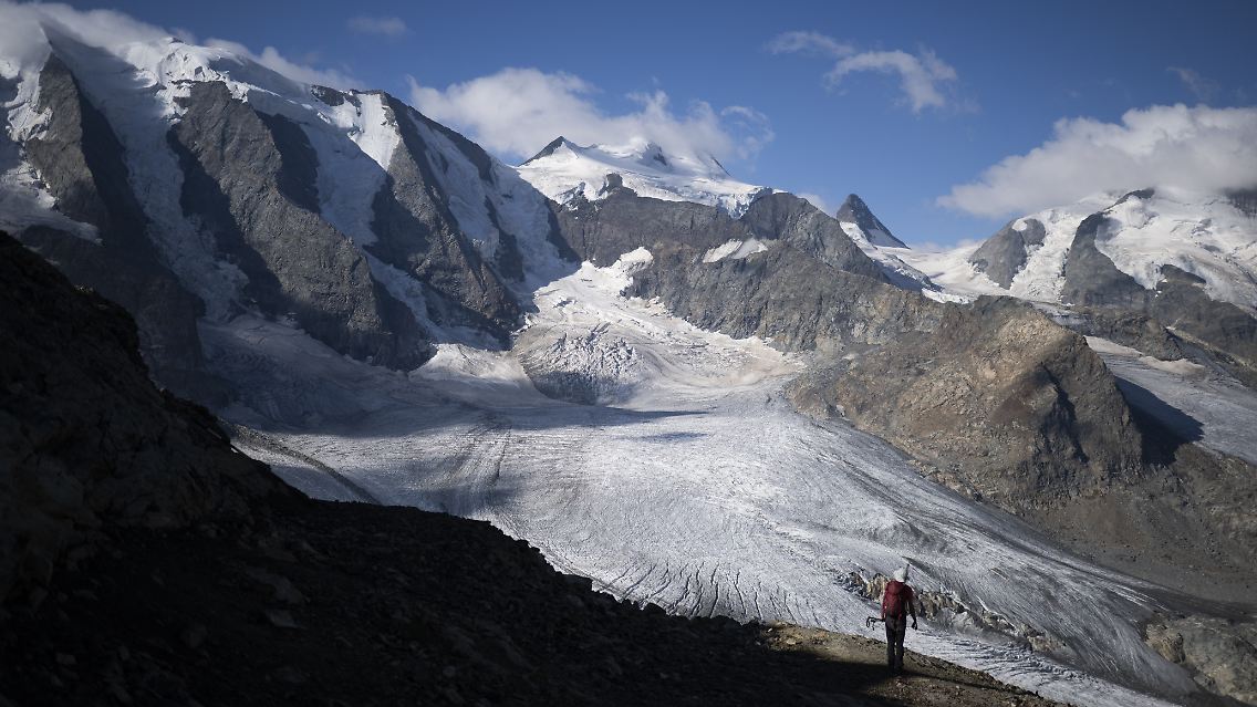 Demnach sei das Eisvolumen der Gletscher in den vergangenen sechs Jahren um weitere zwölf Prozent geschrumpft.