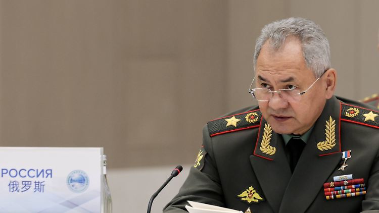 Laut Verteidigungsminister Schoigu sind die russischen Truppen nicht langsam, sondern rücksichtsvoll.