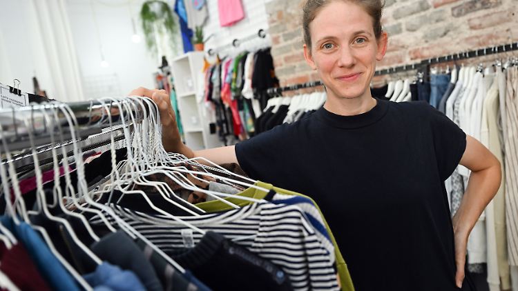 Carina Breisch hofft, dass das Mieten von Kleidung bald so normal wird, wie das von Autos oder Büchern. 