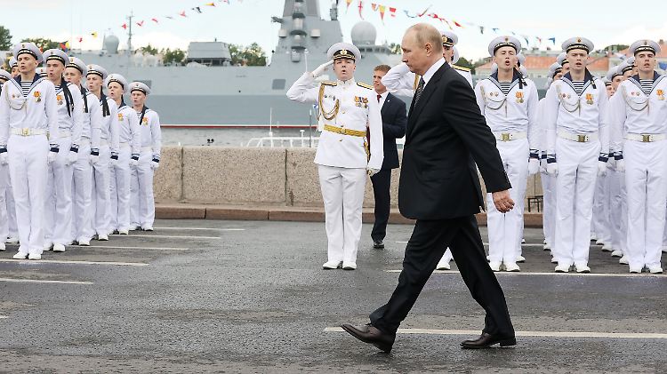 Putin ordnet die personelle Aufstockung der Armee an.