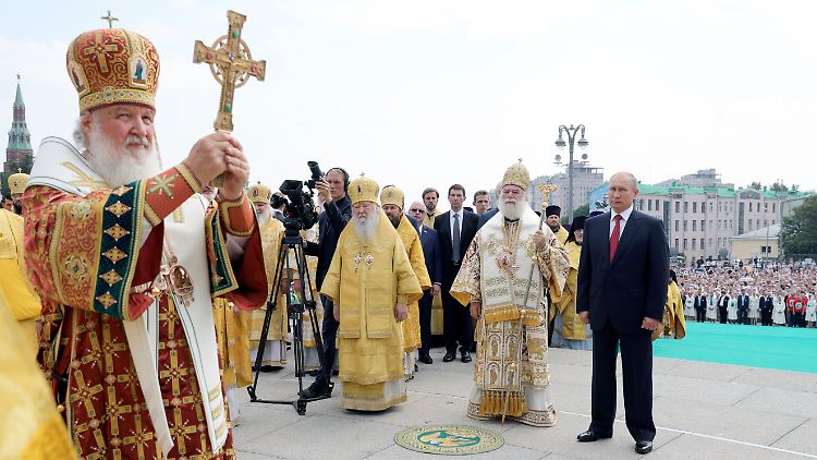 Russlands Kirchenpatriarch Kyrill und Kremlchef Putin - wahrscheinlich nicht bei einer Geisteraustreibung.