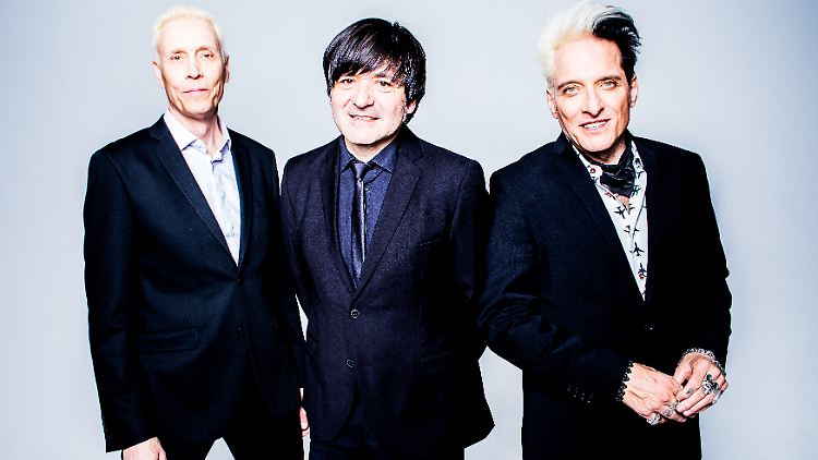 Ihr erstes Konzert auf dem Tempelhofer Feld fällt leider ins Wasser: Die Ärzte.