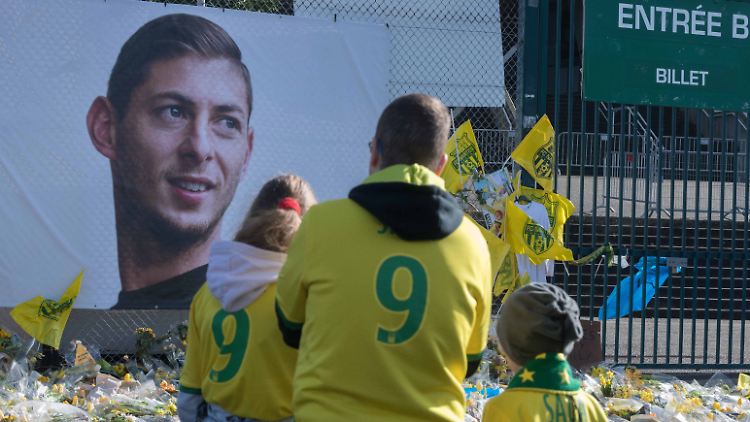 Trauernde Fans in Nantes im Januar 2019.