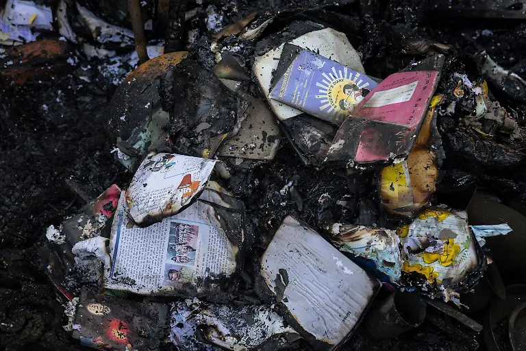 2024-06-27T100417Z-457386742-RC2DE8A92PH4-RTRMADP-3-ASIA-WEATHER-INDIA-FIRES