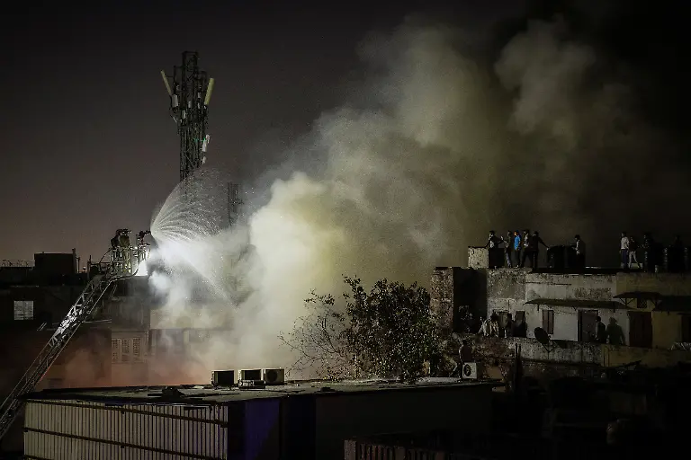 2024-06-27T100426Z-1006126516-RC2EA8A8KBDE-RTRMADP-3-ASIA-WEATHER-INDIA-FIRES