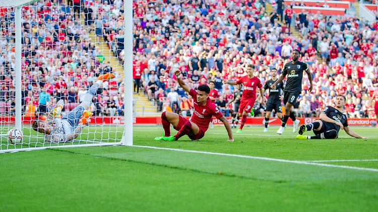 Schon zur Pause stand es 5:0 für Liverpool, direkt nach der Pause traf Mepham ins eigene Tor.