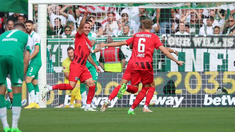 In Minute zwei erzielte Götze die Frankfurter Führung.