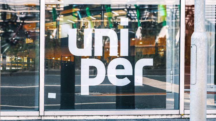 Unipers Kassen sind schon wieder leer.