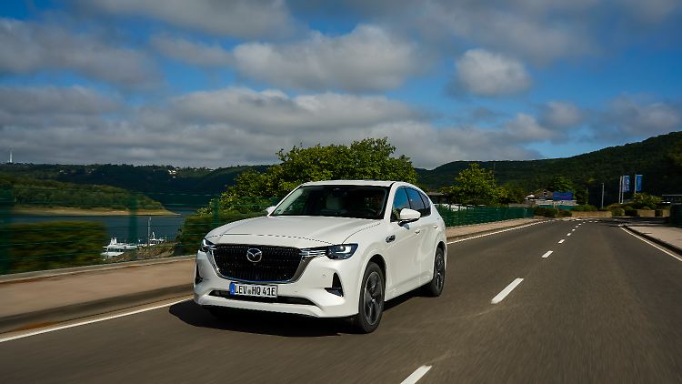 Mit dem CX-60 hat Mazda ein neues Flaggschiff auf einer neuen Heckantriebsplattform ins Programm genommen.